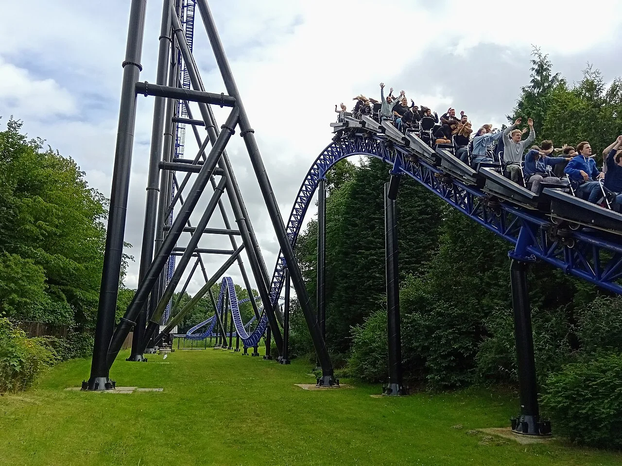 Achtbaan Goliath in Walibi Holland